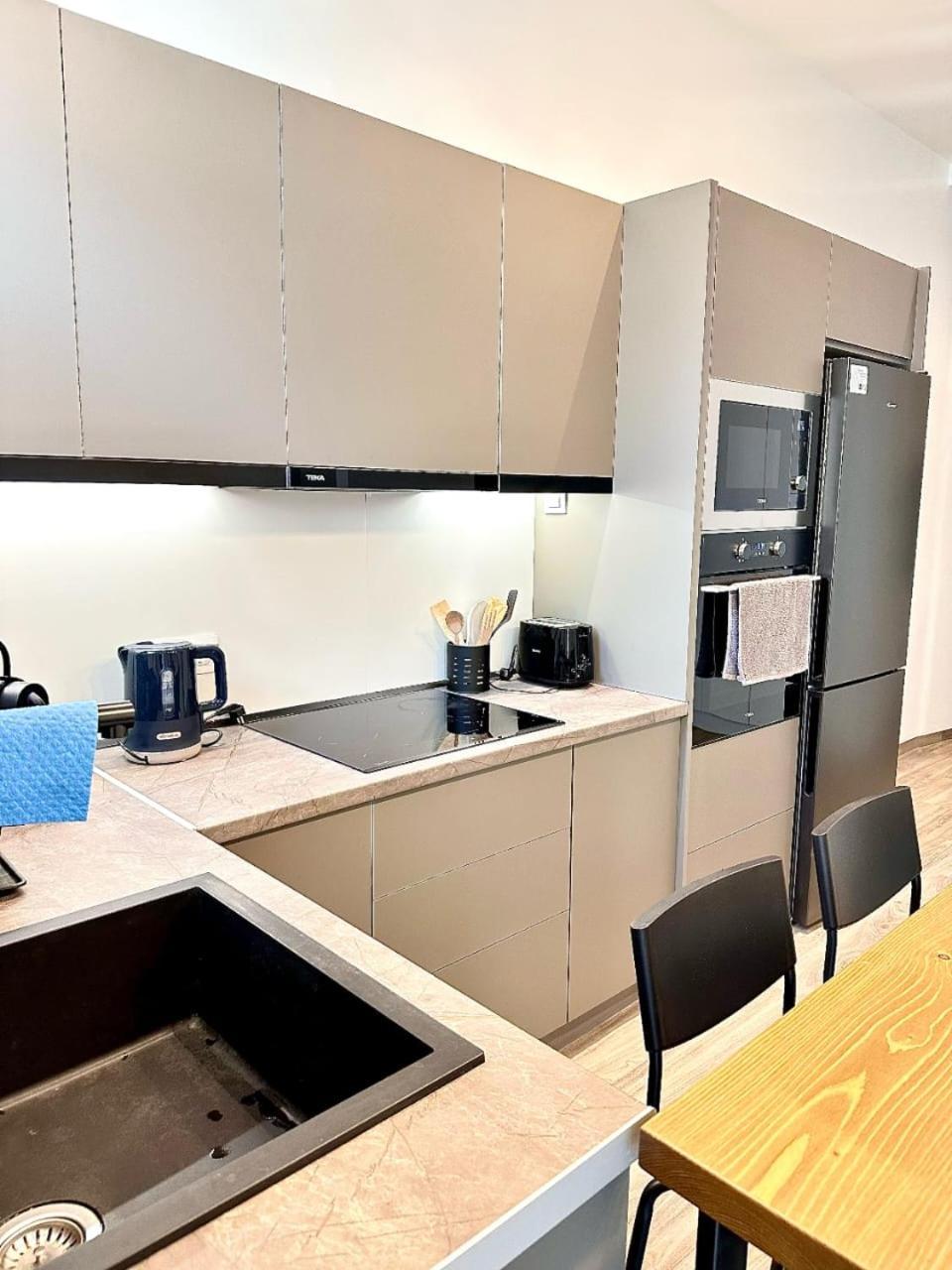 Apartment Petralona Private Urban